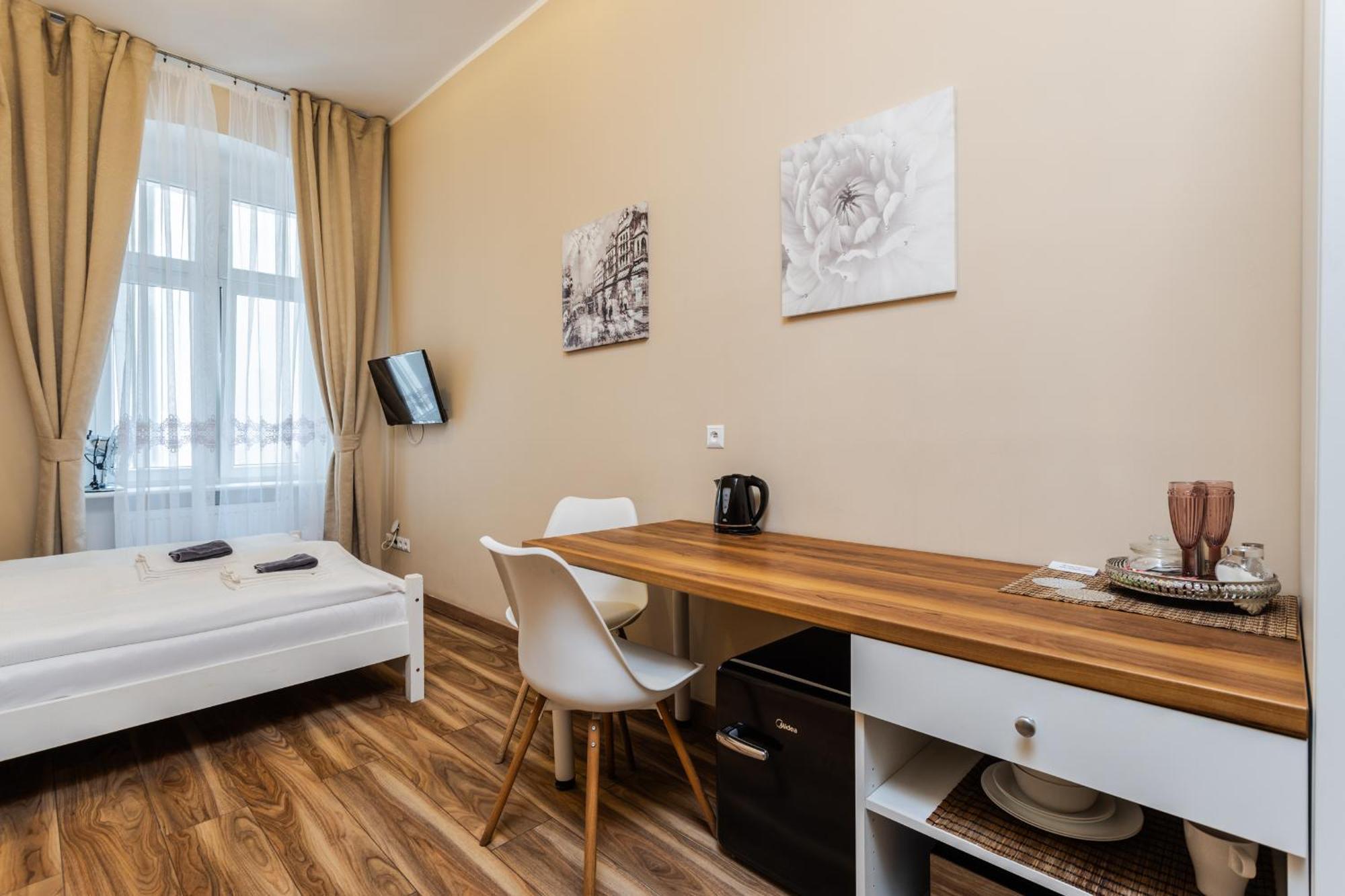Functional And Comfortable Very Berry Studios In Poznan By Noclegi Renters Eksteriør billede