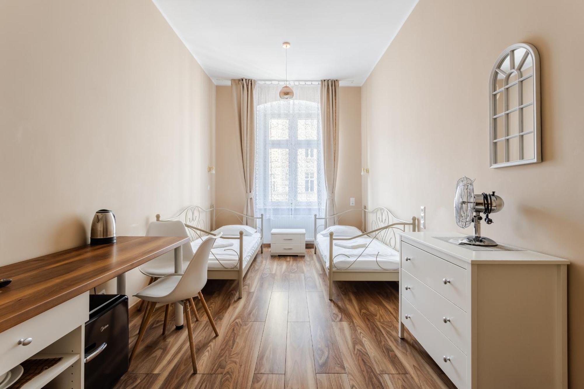 Functional And Comfortable Very Berry Studios In Poznan By Noclegi Renters Eksteriør billede