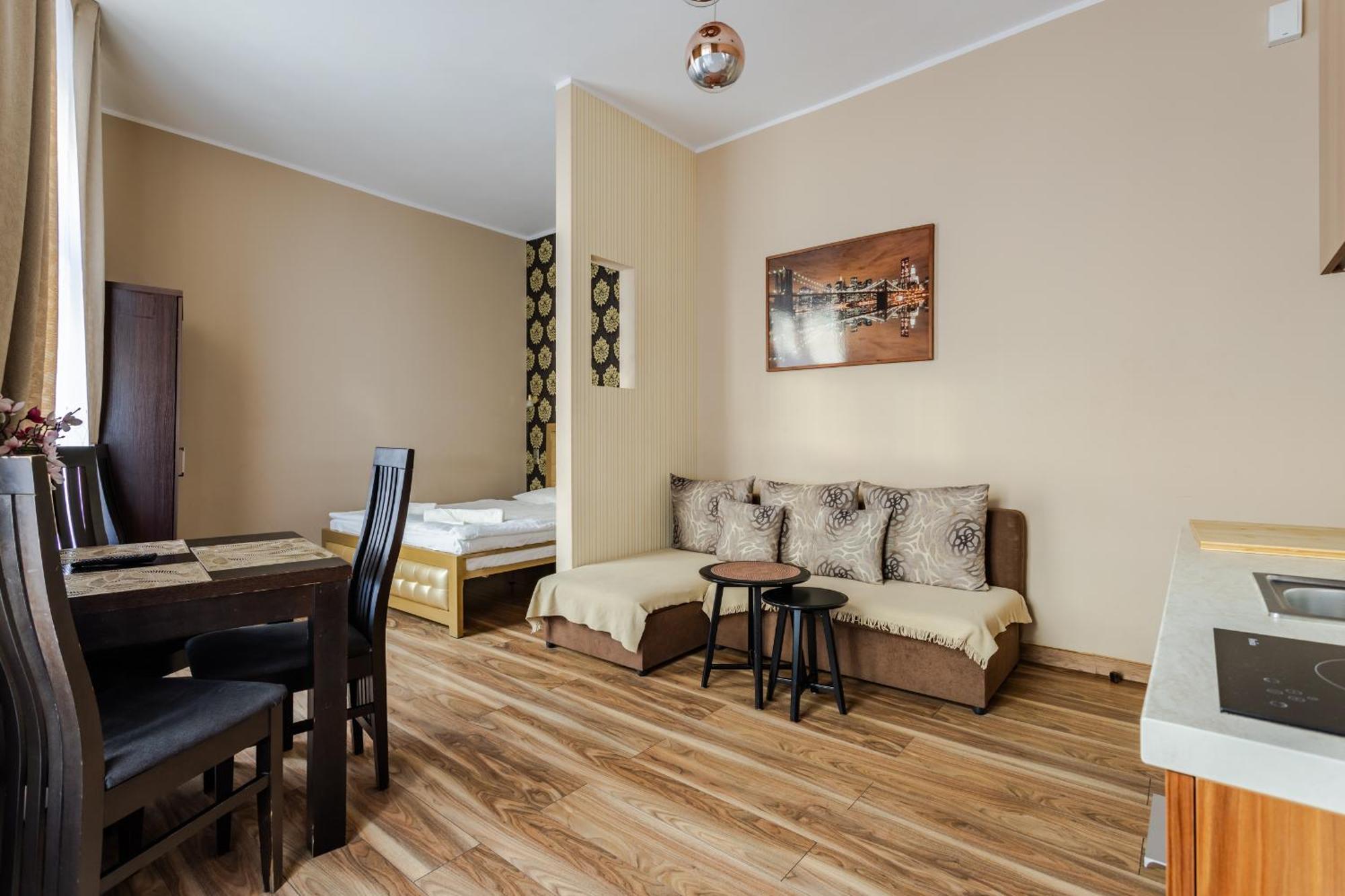 Functional And Comfortable Very Berry Studios In Poznan By Noclegi Renters Eksteriør billede