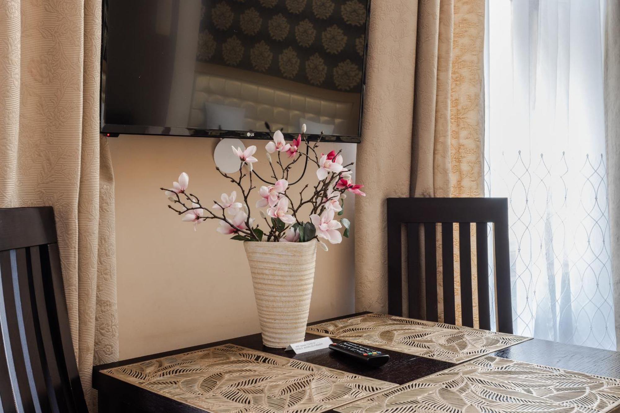 Functional And Comfortable Very Berry Studios In Poznan By Noclegi Renters Eksteriør billede