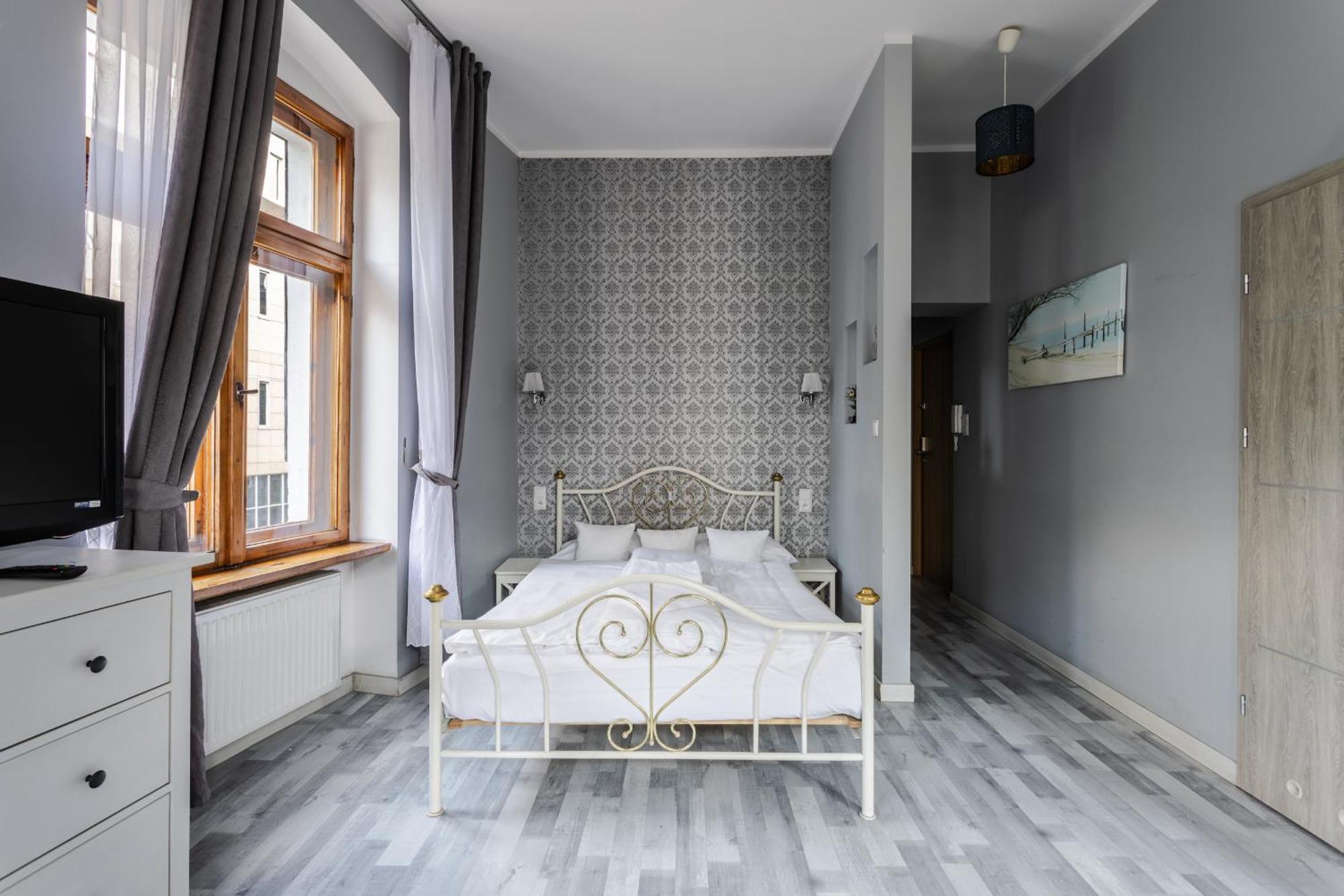 Functional And Comfortable Very Berry Studios In Poznan By Noclegi Renters Eksteriør billede