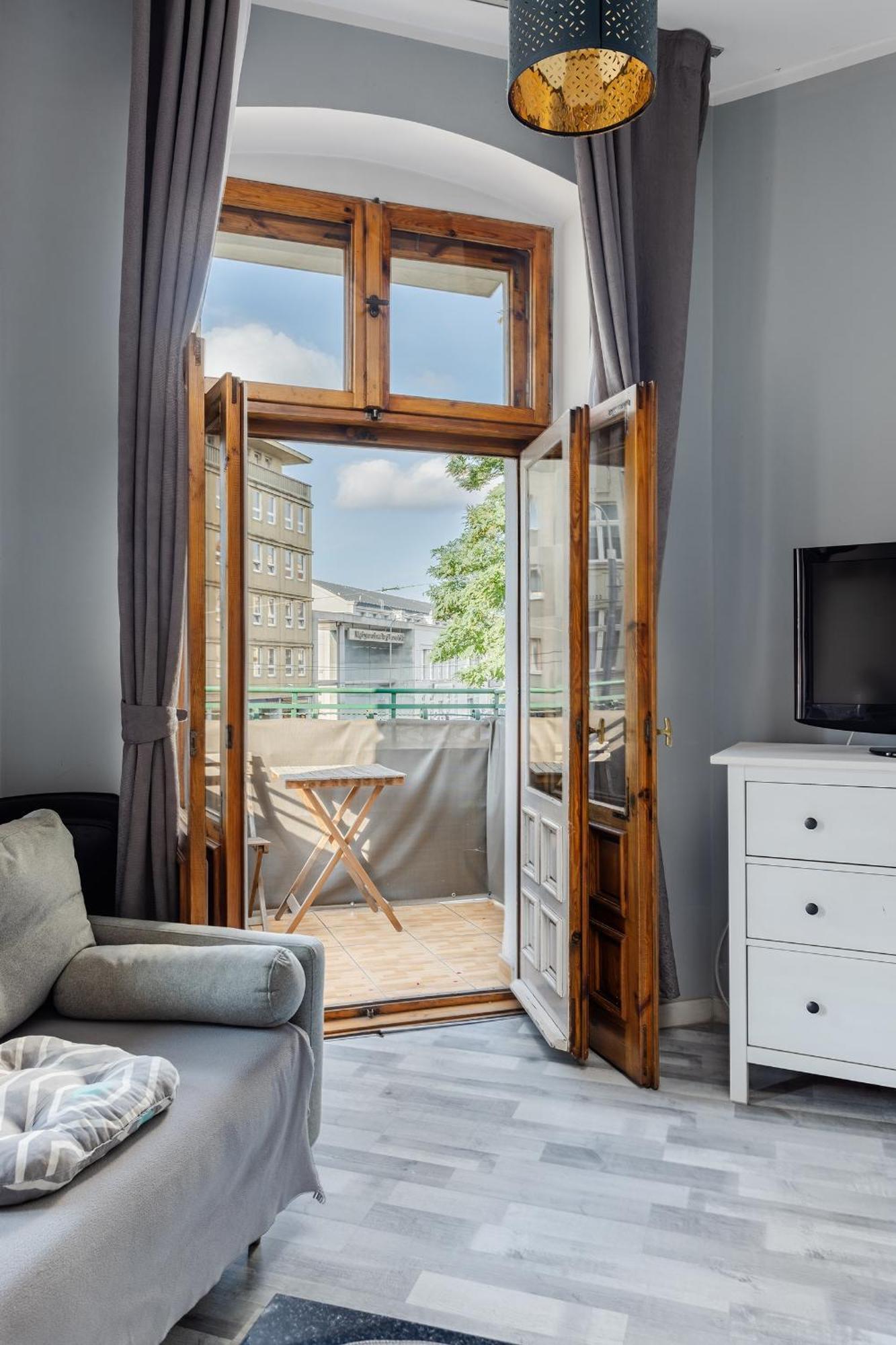Functional And Comfortable Very Berry Studios In Poznan By Noclegi Renters Eksteriør billede