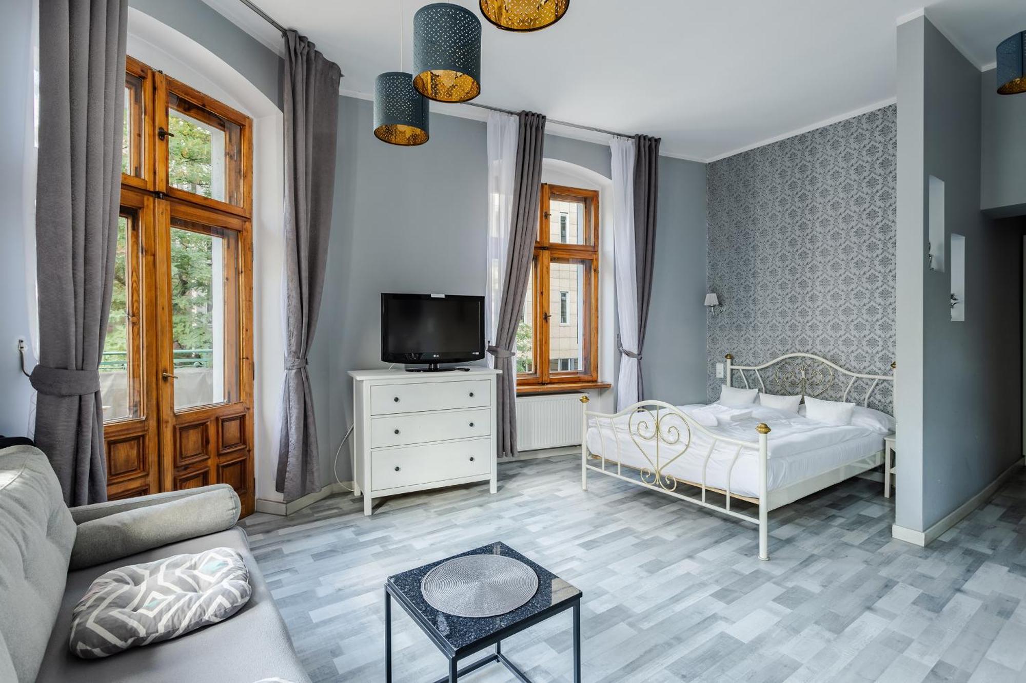 Functional And Comfortable Very Berry Studios In Poznan By Noclegi Renters Eksteriør billede