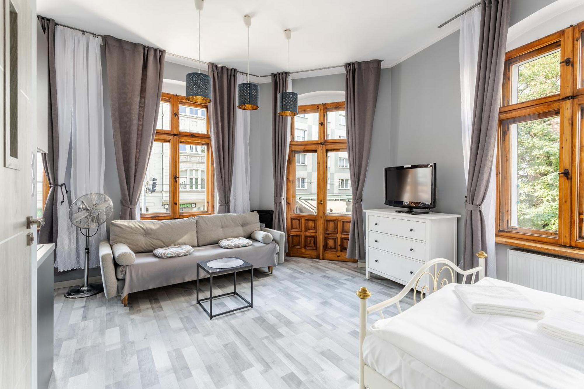 Functional And Comfortable Very Berry Studios In Poznan By Noclegi Renters Eksteriør billede